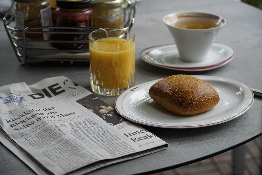 morning routine breakfast table